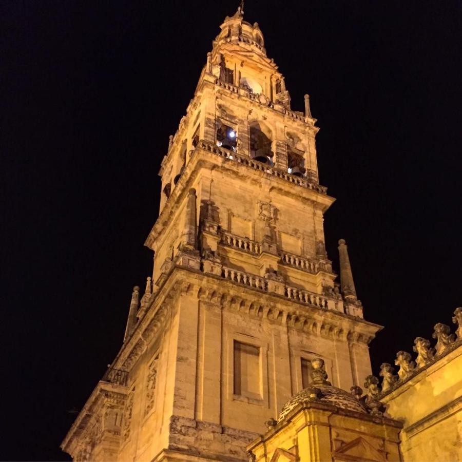Entre 2 Mezquitas Cordoba Exterior photo
